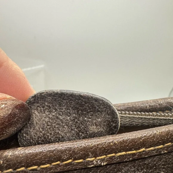 Gucci Authentic Beige and Brown Monogram Pouch - Picture 3 of 7